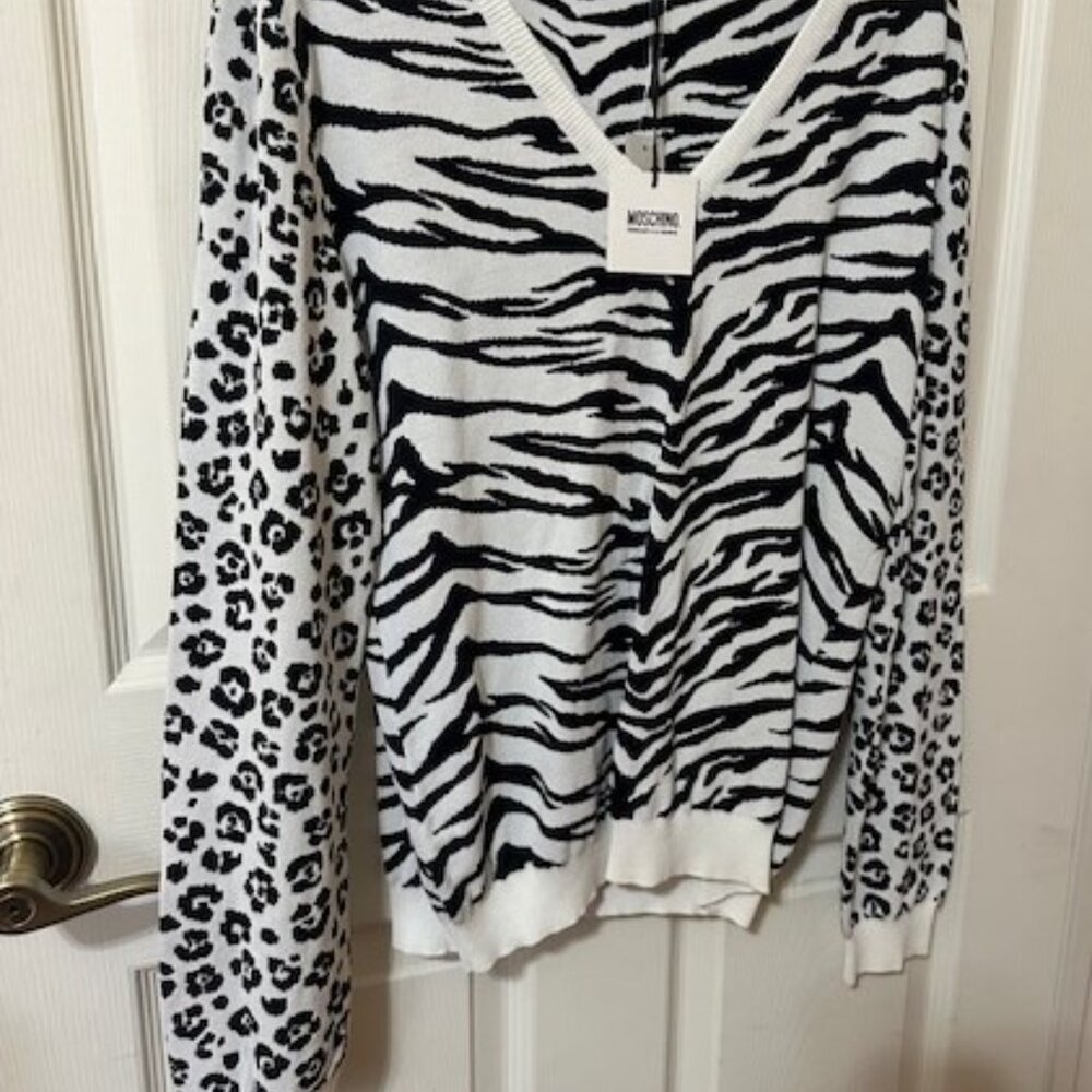 Moschino Cheap and Chic animal print sweater, Italian size 48, US 12, NWT
